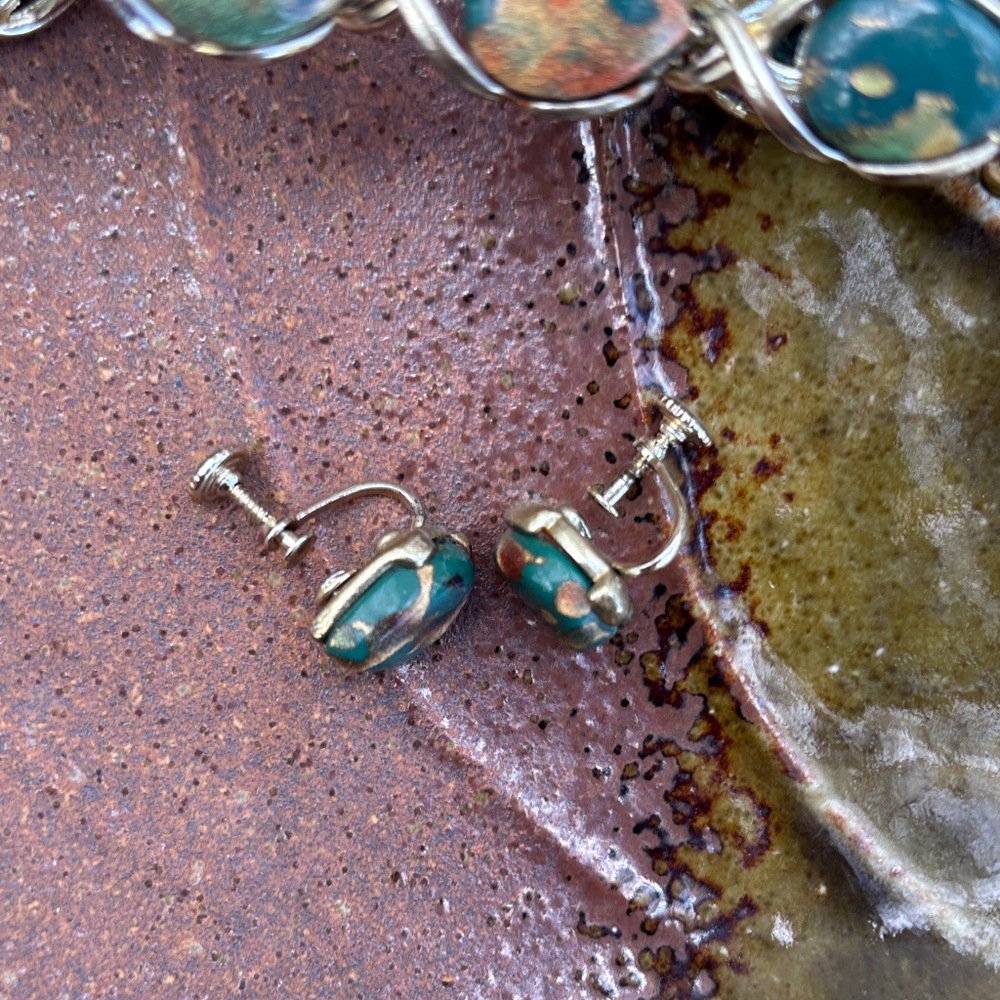 Coro Champagne Gold Bracelet and Earrings Set with Teal Marbled Accents - Picture 8 of 11